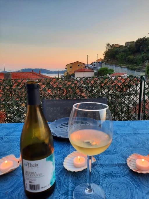 דירות Pitelli La Terrazza Sul Golfo Dei Poeti Con Vista Mare מראה חיצוני תמונה